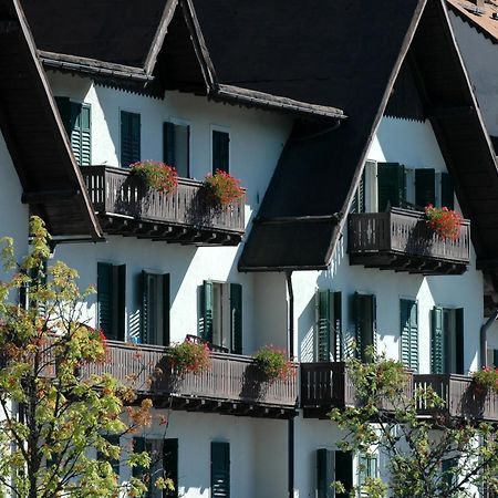 Th San Martino - Majestic Dolomiti Hotel San Martino Di Castrozza Exterior photo